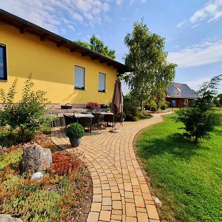 Güterschuppen am Alten Bahnhof Oberdorla Apartment *